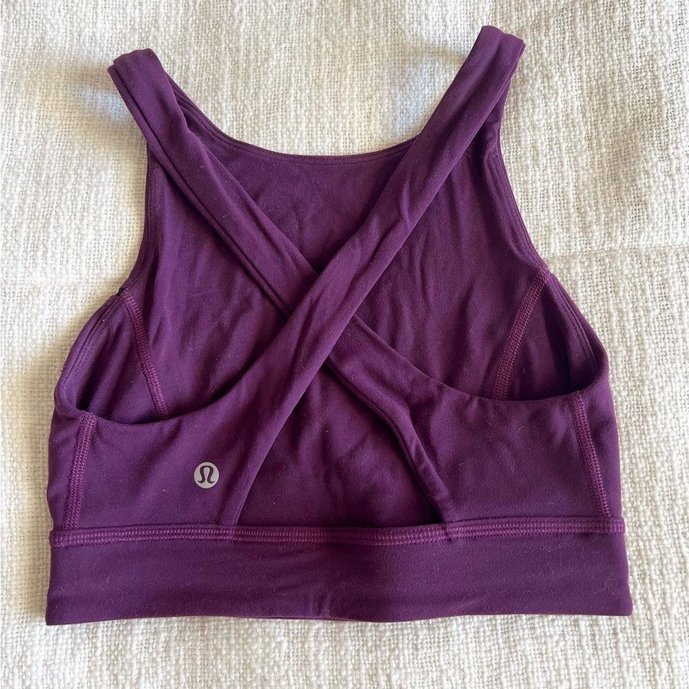 Lululemon sports bra, size small